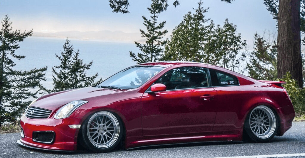 Red Infiniti G35 Custom