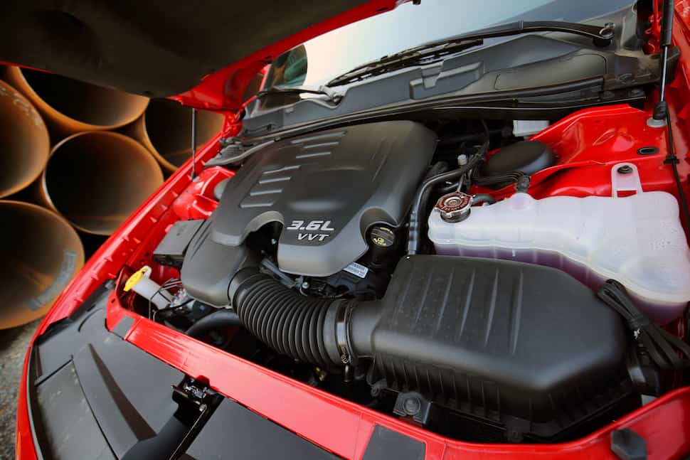 V6 Engine in Dodge Challenger GT AWD