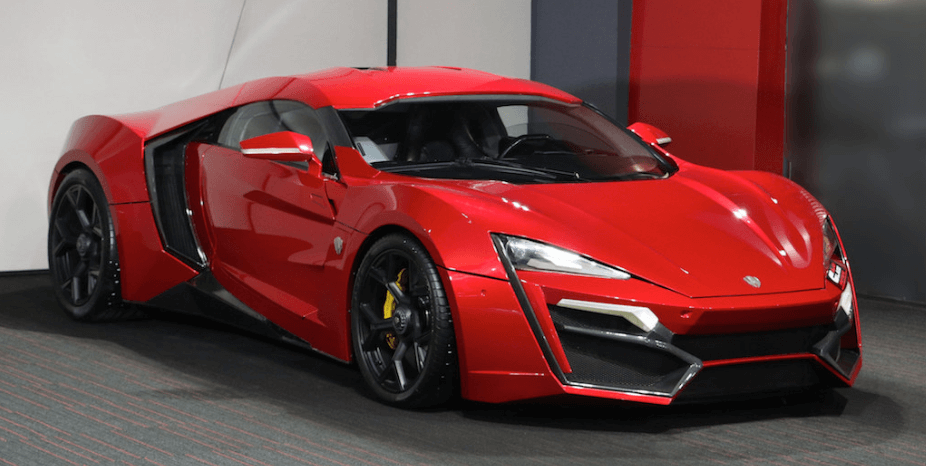 W Motors Lykan Hypersport red