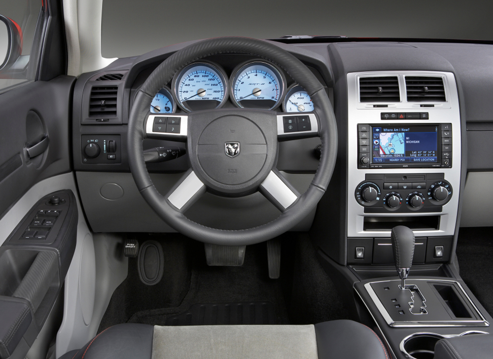 Magnum SRT8 Cockpit Interior Design